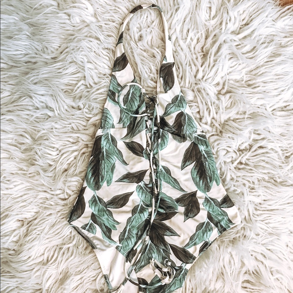 La Jolla LaceUp One Piece Swim | Show Me Your MuMu - Picture 4 of 5